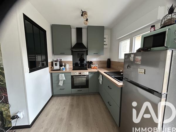 Maison à vendre 7 pièces 275 m² Jonquières-Saint-Vincent