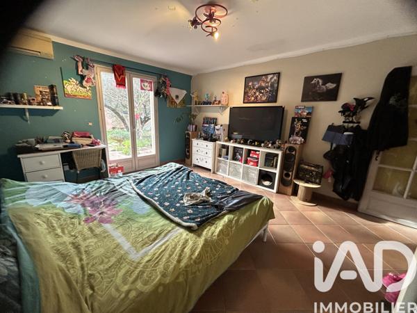 Maison à vendre 7 pièces 275 m² Jonquières-Saint-Vincent