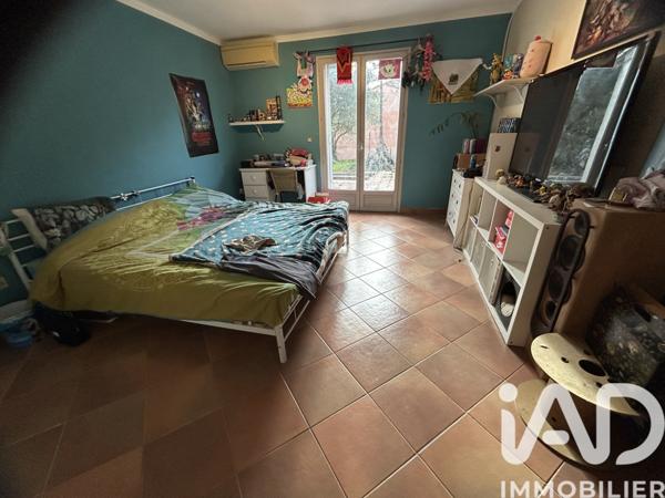 Maison à vendre 7 pièces 275 m² Jonquières-Saint-Vincent
