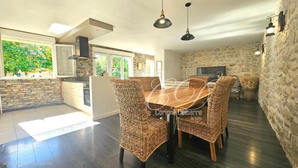 maison de village avec extérieur