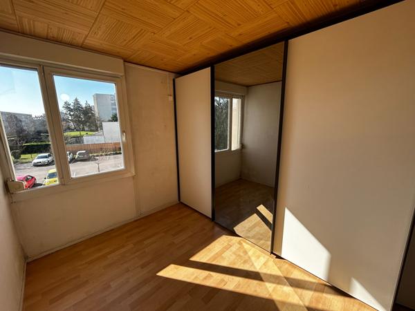 Appartement 5 pièces 90.26 m2