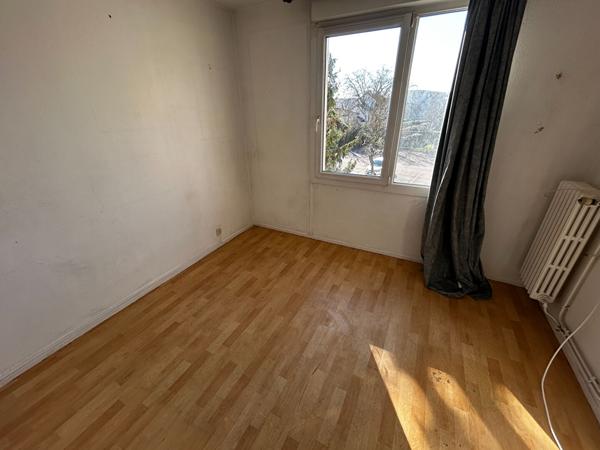 Appartement 5 pièces 90.26 m2