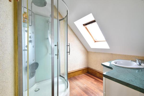 Propriété 4/5 chambres avec piscine proche Houdan