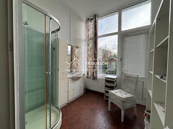 Grand T3/4 terrasse de standing dans une magnifique arcachonnaise