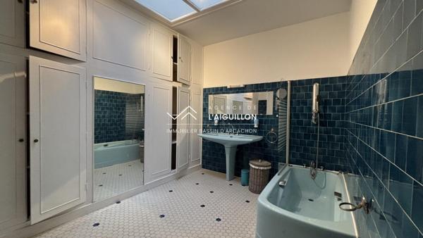 Grand T3/4 terrasse de standing dans une magnifique arcachonnaise