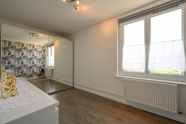 Appartement à vendre    3 pièces •  Comines