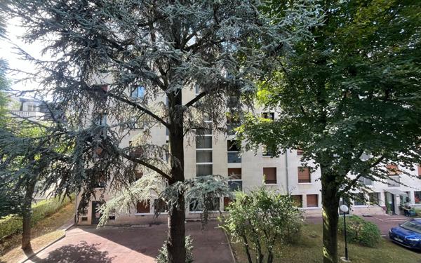 Appartement à louer    2 pièces • 44,24 m2 Bourg-la-Reine
