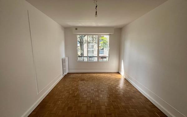 Appartement à louer    2 pièces • 44,24 m2 Bourg-la-Reine