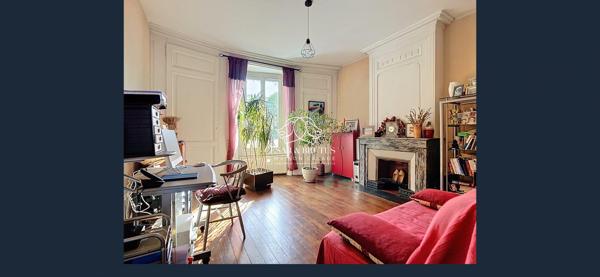 APPARTEMENT BOURGEOIS