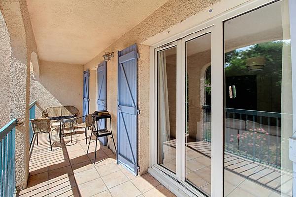 A VENDRE à DRAGUIGNAN : Appartement lumineux de 4 pièces avec terrasse + parking