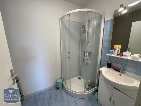 Appartement à louer 1 pièce 30.32m²