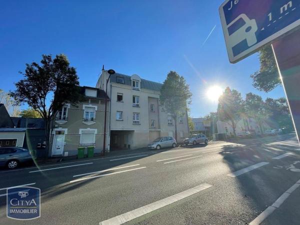 Appartement à louer 1 pièce 30.32m²