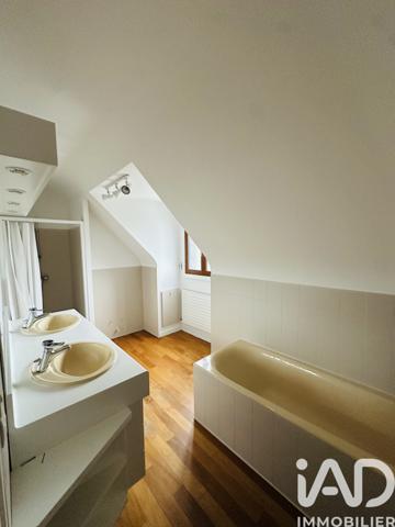 Maison à vendre 8 pièces 180 m² La Chapelle-sur-Erdre