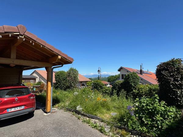 Magnifique maison de village rénovée T5 de 149 m² avec extérieur et vue sur les Alpes