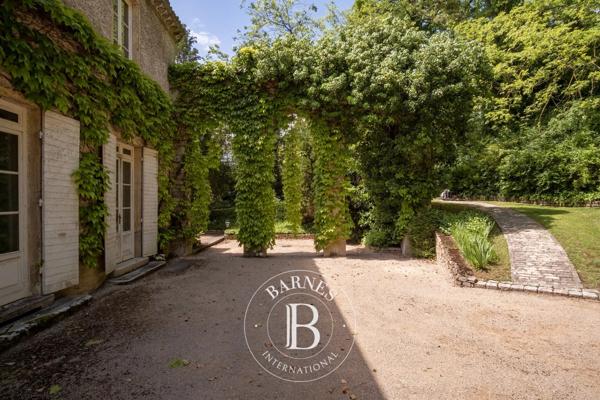 Montmerle-sur-Saône, Château 7 Chambres -  832 m² à vendre