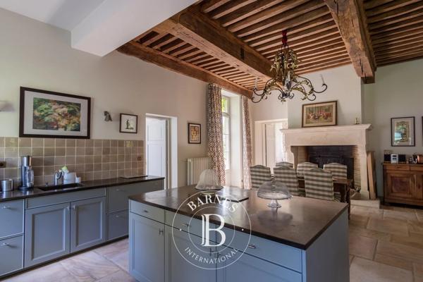 Montmerle-sur-Saône, Château 7 Chambres -  832 m² à vendre