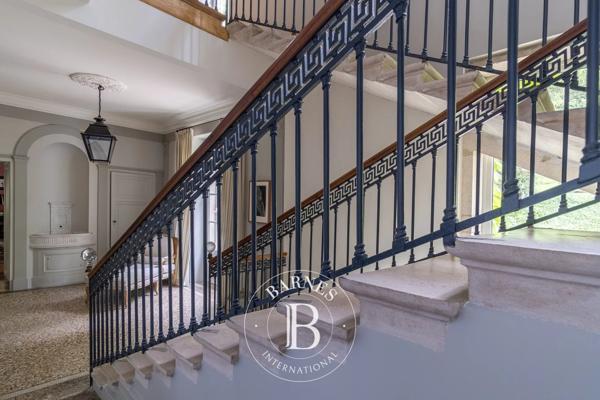 Montmerle-sur-Saône, Château 7 Chambres -  832 m² à vendre