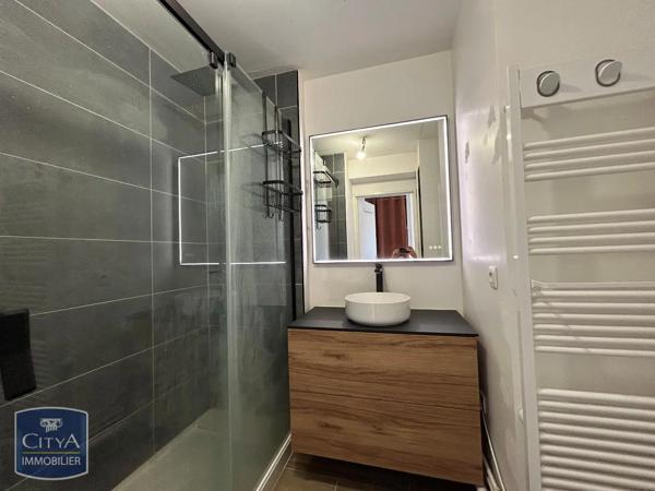 Appartement à louer 2 pièces 48.78m² Lille (59000)
