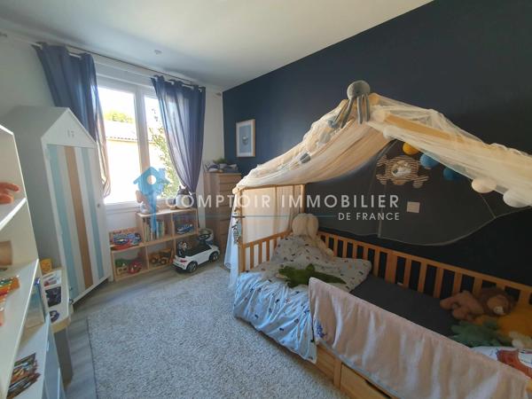 Villa
                                                                                                                                                                                                                                                                                                                        4 pièce(s)                                                                                                                                                                                                          3 chambre(s)                                                                                                                                                                                                          78  m²
