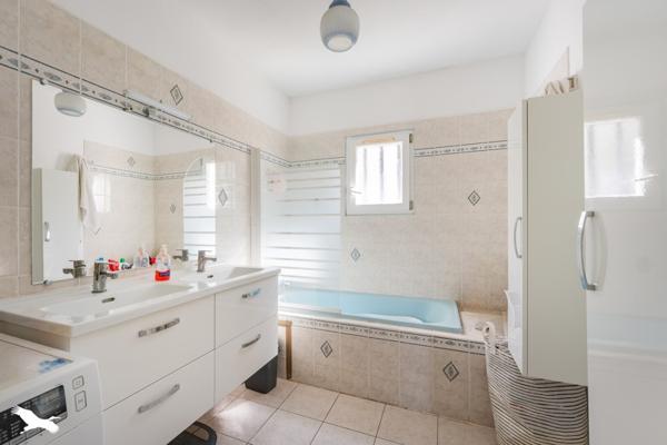 Maison à vendre 640 000 € Castelnau-le-Lez 6 p 164 m² DPE C