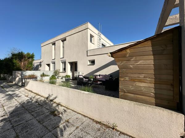 Maison + parking + box