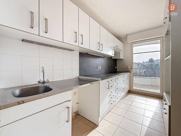 Appartement à vendre - Suresnes 3 pièces de 74.6 m²