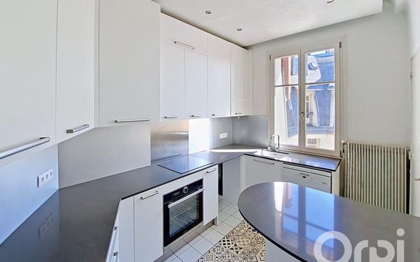 Appartement à vendre    6 pièces • 168 m2 Nancy