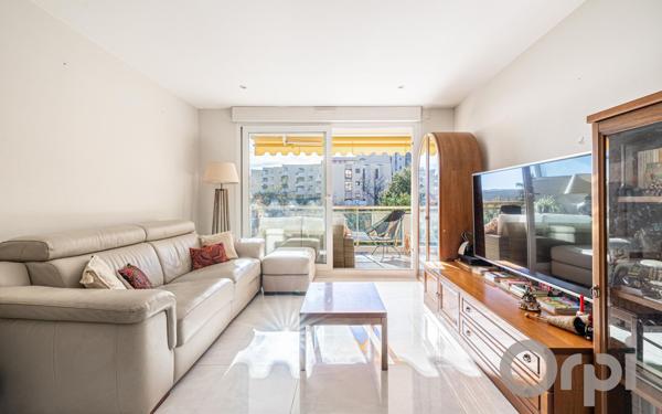 Appartement à vendre    3 pièces • 67 m2 Nice
