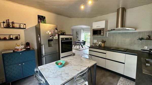 Maison à vendre 6 pièces SAINT JEAN D'ILLAC (33)