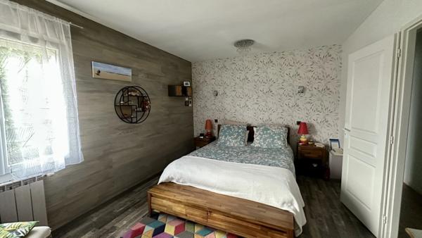 Maison à vendre 6 pièces SAINT JEAN D'ILLAC (33)