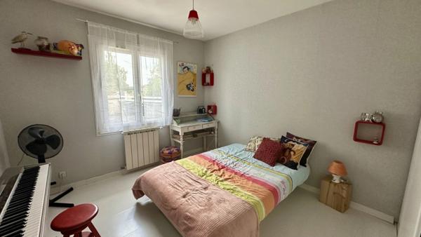 Maison à vendre 6 pièces SAINT JEAN D'ILLAC (33)