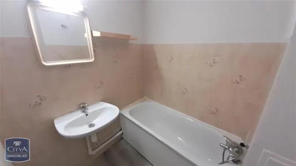 Appartement à louer 1 pièce 25.6m² Dijon (21000)