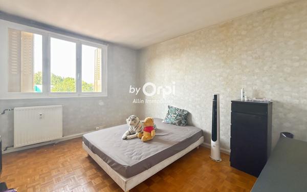 Appartement à vendre    3 pièces •  Montluçon