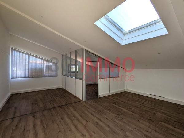 Location / Bureaux à Niort (79000)
