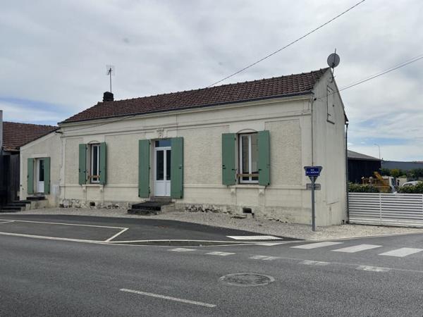 Maison à louer 820 € CC Pineuilh 3 p 75 m² DPE C