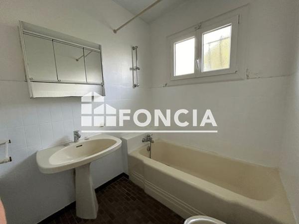 Location Maison 6 pièces 127 m² - 8 RUE D'ARTIGUES Gradignan 33170