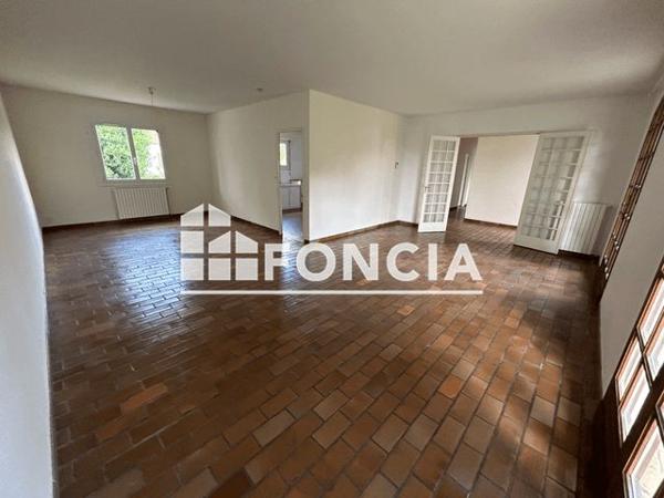 Location Maison 6 pièces 127 m² - 8 RUE D'ARTIGUES Gradignan 33170