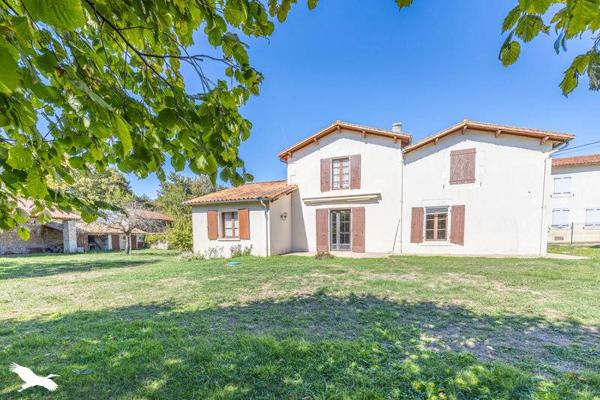 Maison à vendre 184 939 € Saint-Maxire 4 p 102 m² DPE F