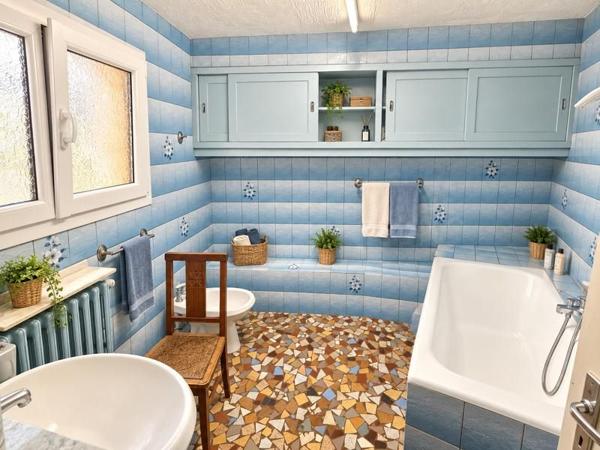 Maison à vendre 108 600 € Saint-Amand-Montrond 7 p 250 m² DPE B