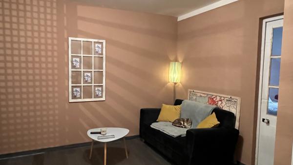 Prahecq (79230) À 18 kms de NIORT, MAISON 4 CHAMBRES, SALON, SEJOUR AVEC MEZZANINE, CUISINE AMÉNAGÉE ET ÉQUIPÉE, GARAGE, PRÉAU