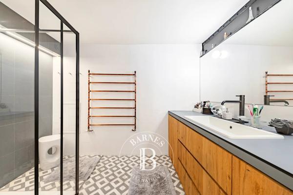 Paris 18ème, Appartement 3 Chambres -  151 m² à vendre