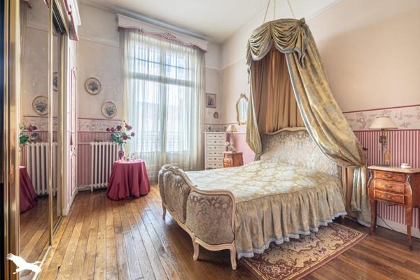 Appartement à vendre |  Limoges |  8 pièces | 153 m²