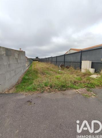 Terrain à vendre 1 347 m² Civaux