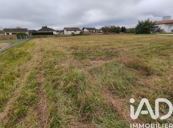 Terrain à vendre 1 347 m² Civaux