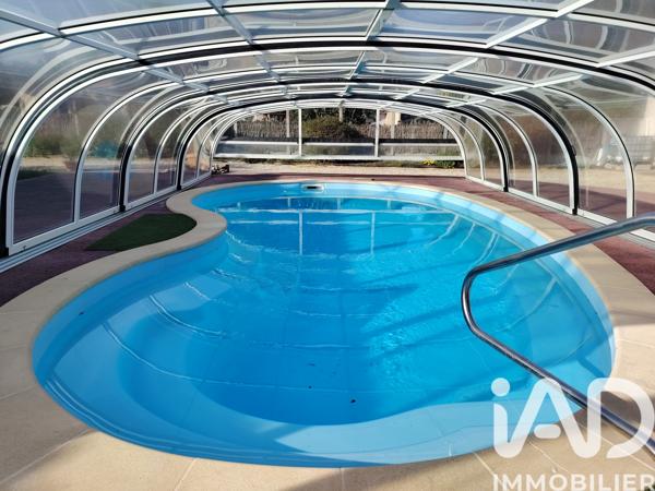 Maison à vendre 7 pièces 193 m² Léognan