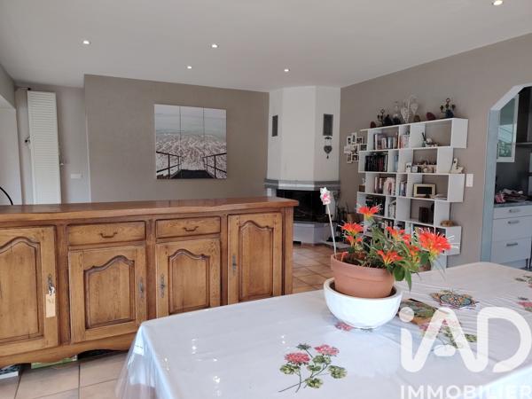 Maison à vendre 7 pièces 193 m² Léognan
