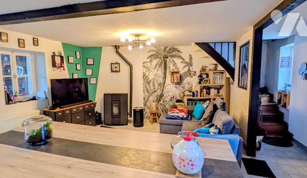 PLAIN PIED - Maison à vendre à VALOGNES -  3 chambres + GARAGE  + JARDIN.