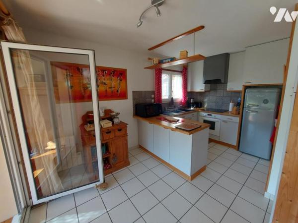 MAISON 88M² SUR UN TERRAIN DE 910M² 