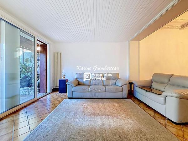 Maison de ville Libourne-centre 161 m² / 4 chambres + jardin + dépendance 20 m²