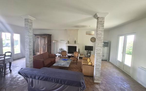 Maison à vendre    4 pièces •  Médis